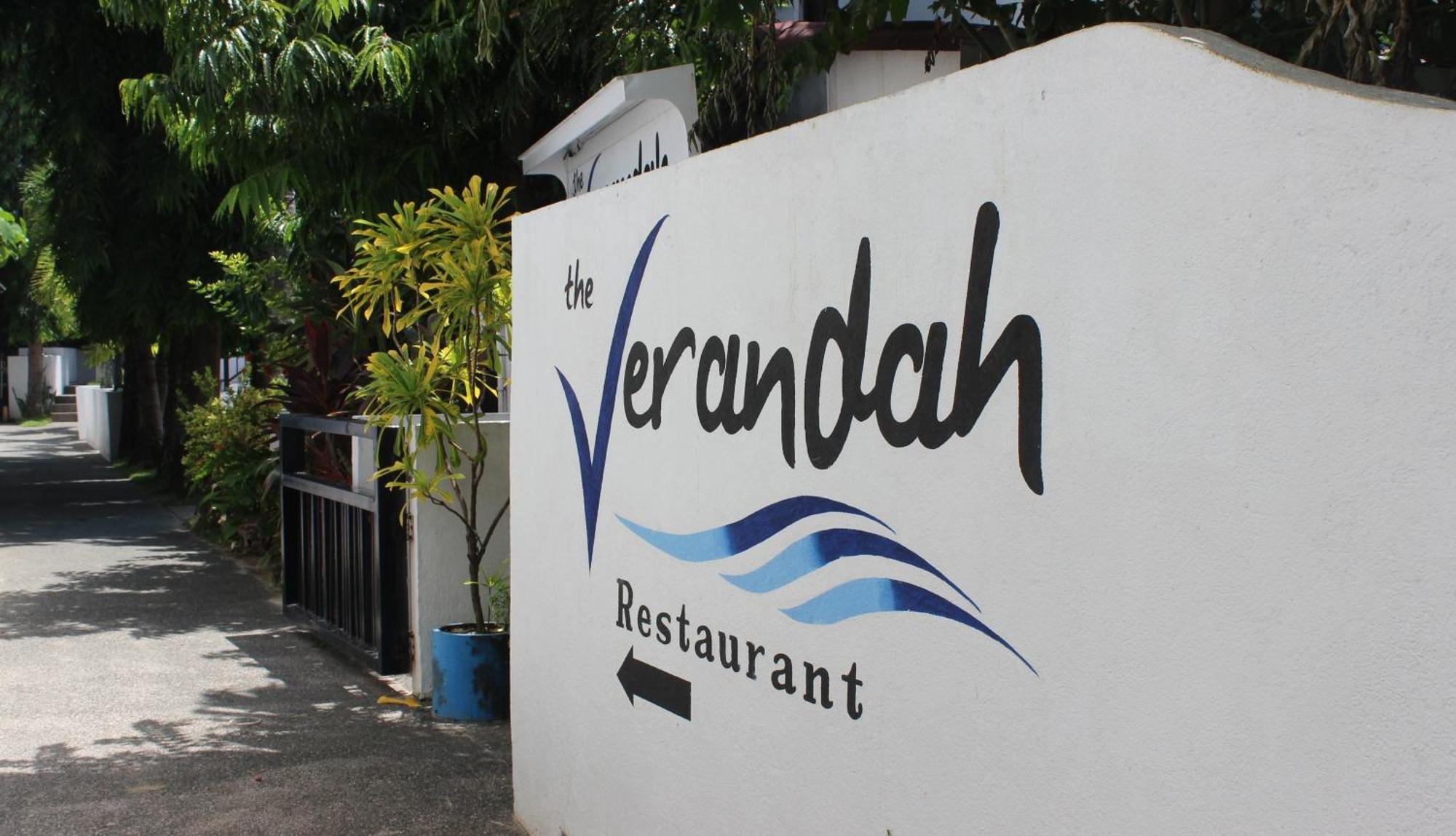 Out Of The Blue Resort Puerto Galera Bagian luar foto