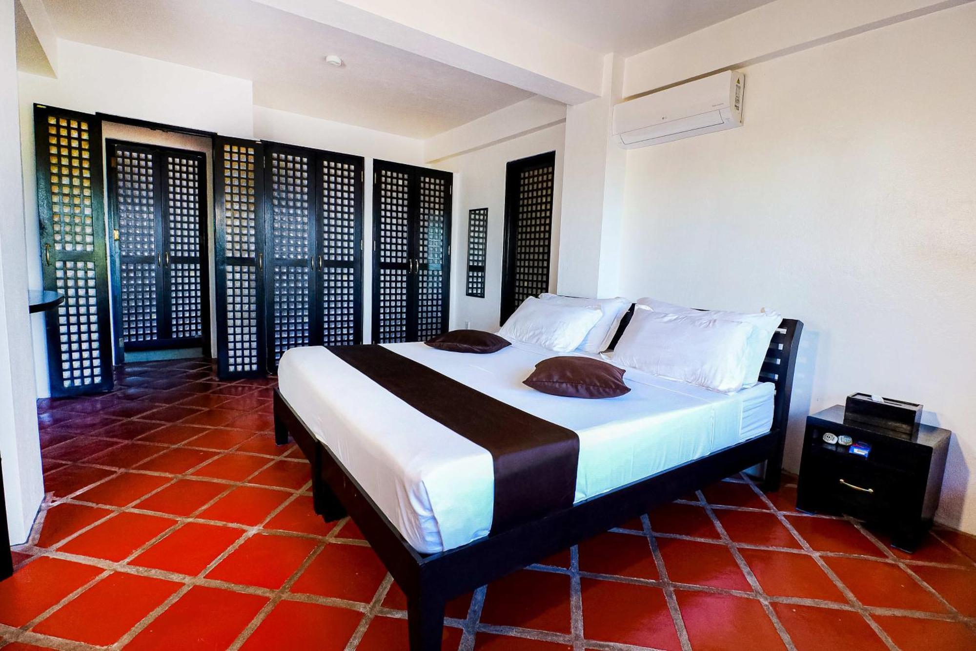 Out Of The Blue Resort Puerto Galera Ruang foto